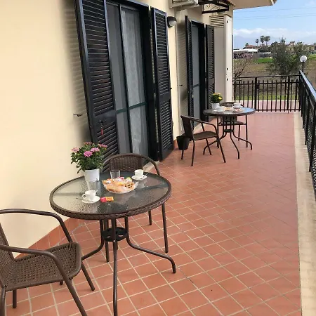 Il Giardino Di Nonno Agostino Bed & Breakfast 3*